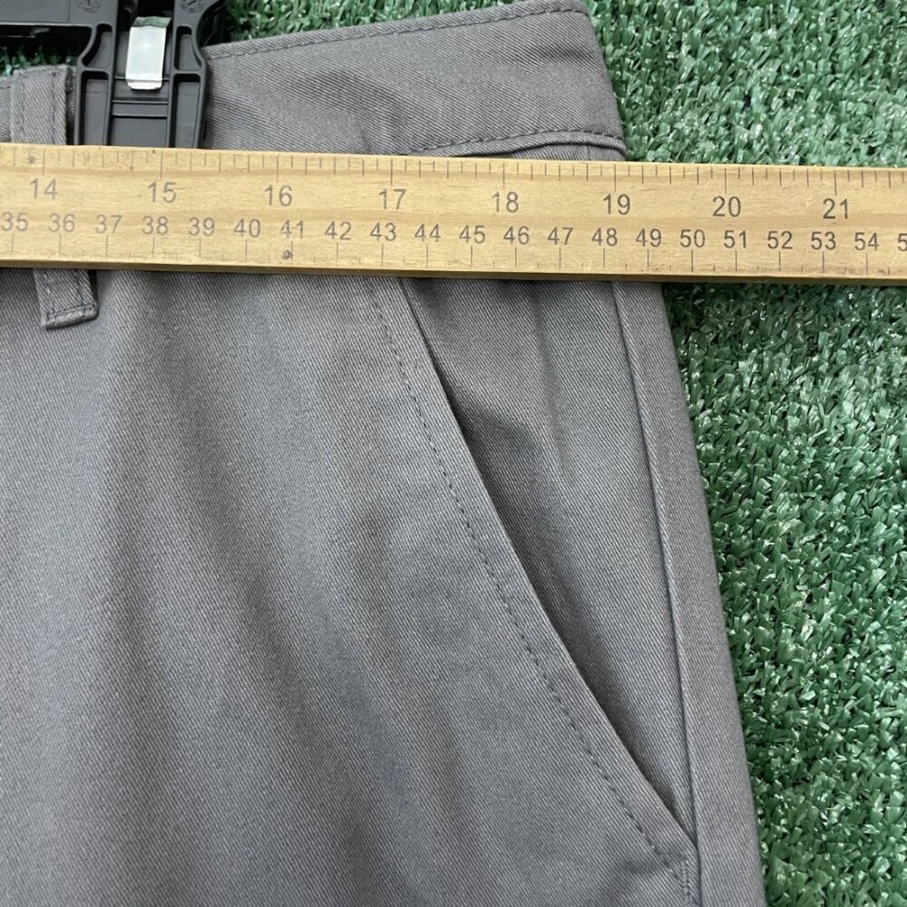 Magellan Outdoors Men’s Gray Pants Size 36W x 34L Pockets Button - Picture 5 of 12